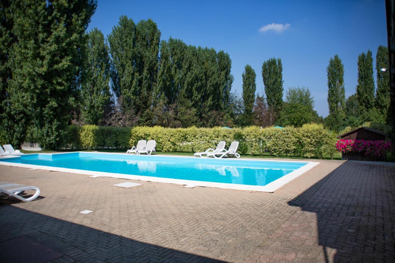 Agriturismo La Margherita Carmagnola Luaran gambar